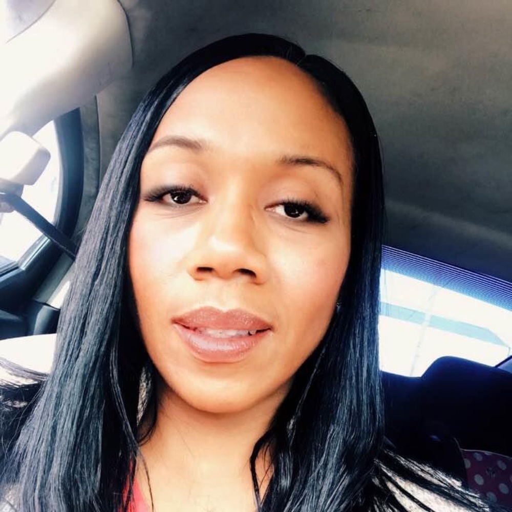 Meet your Posher, Dana